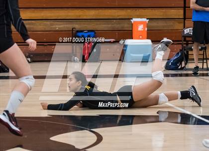 Thumbnail 1 in Foothill @ Monte Vista photogallery.