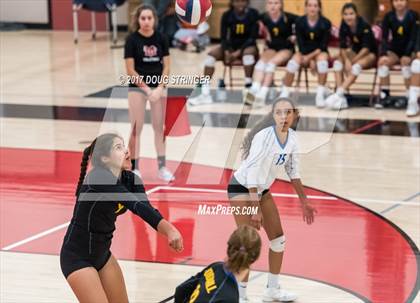 Thumbnail 1 in Foothill @ Monte Vista photogallery.