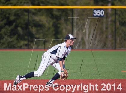 Thumbnail 2 in Chief Sealth @ Eastside Catholic photogallery.
