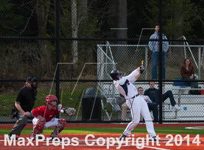 Thumbnail 2 in Chief Sealth @ Eastside Catholic photogallery.