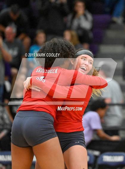 Thumbnail 2 in McGregor vs Groesbeck (UIL 3A Bi-District) photogallery.
