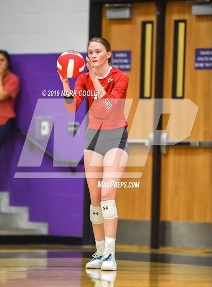 Thumbnail 3 in McGregor vs Groesbeck (UIL 3A Bi-District) photogallery.