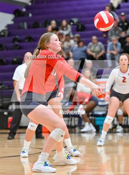 Thumbnail 3 in McGregor vs Groesbeck (UIL 3A Bi-District) photogallery.