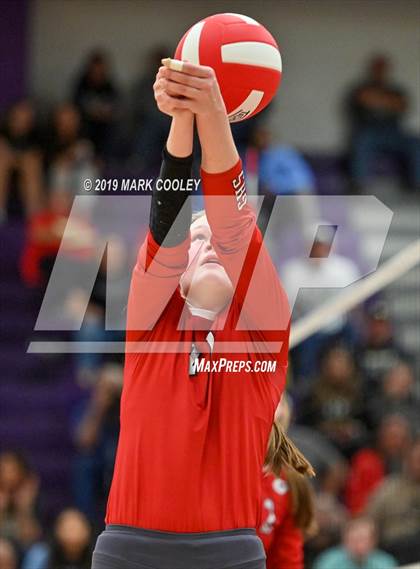 Thumbnail 2 in McGregor vs Groesbeck (UIL 3A Bi-District) photogallery.