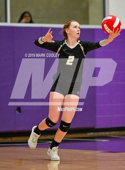 Thumbnail 1 in McGregor vs Groesbeck (UIL 3A Bi-District) photogallery.