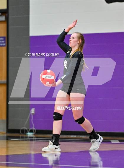 Thumbnail 2 in McGregor vs Groesbeck (UIL 3A Bi-District) photogallery.