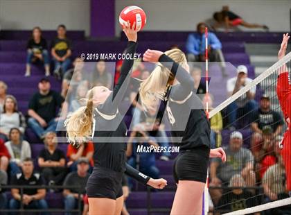 Thumbnail 3 in McGregor vs Groesbeck (UIL 3A Bi-District) photogallery.