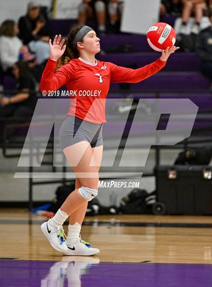 Thumbnail 1 in McGregor vs Groesbeck (UIL 3A Bi-District) photogallery.