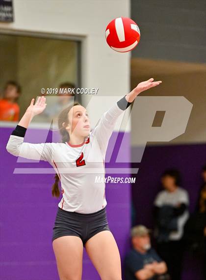 Thumbnail 2 in McGregor vs Groesbeck (UIL 3A Bi-District) photogallery.
