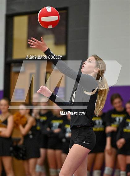 Thumbnail 2 in McGregor vs Groesbeck (UIL 3A Bi-District) photogallery.