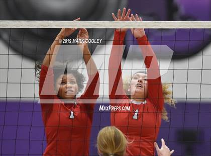 Thumbnail 3 in McGregor vs Groesbeck (UIL 3A Bi-District) photogallery.