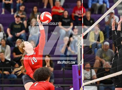 Thumbnail 3 in McGregor vs Groesbeck (UIL 3A Bi-District) photogallery.