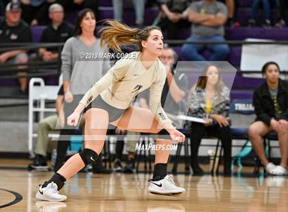 Thumbnail 2 in McGregor vs Groesbeck (UIL 3A Bi-District) photogallery.