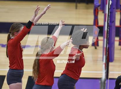 Thumbnail 2 in McGregor vs Groesbeck (UIL 3A Bi-District) photogallery.