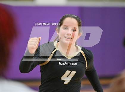 Thumbnail 2 in McGregor vs Groesbeck (UIL 3A Bi-District) photogallery.