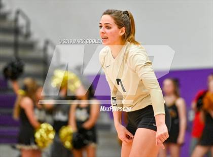 Thumbnail 2 in McGregor vs Groesbeck (UIL 3A Bi-District) photogallery.