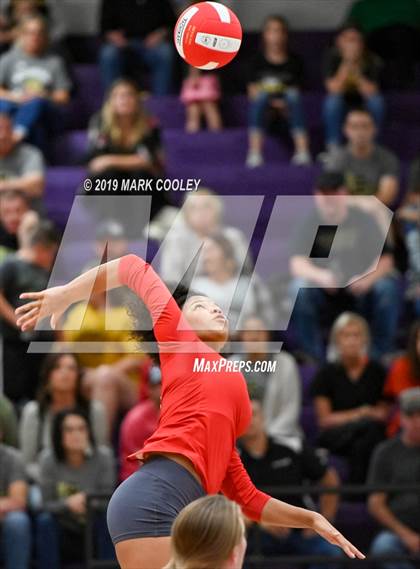 Thumbnail 3 in McGregor vs Groesbeck (UIL 3A Bi-District) photogallery.