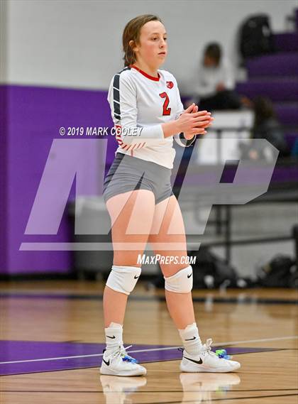 Thumbnail 2 in McGregor vs Groesbeck (UIL 3A Bi-District) photogallery.