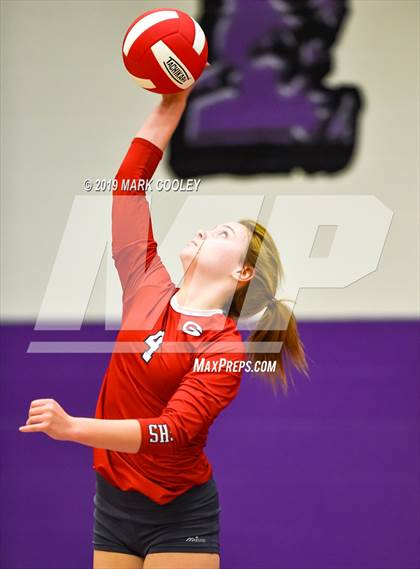 Thumbnail 2 in McGregor vs Groesbeck (UIL 3A Bi-District) photogallery.