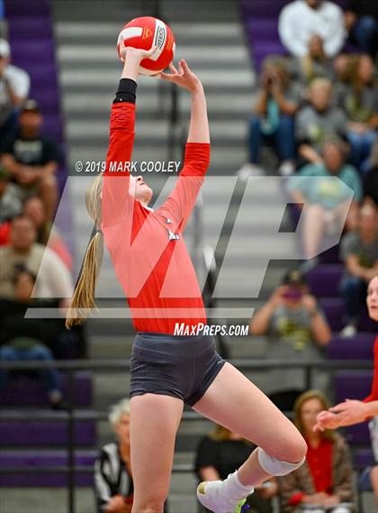 Thumbnail 3 in McGregor vs Groesbeck (UIL 3A Bi-District) photogallery.