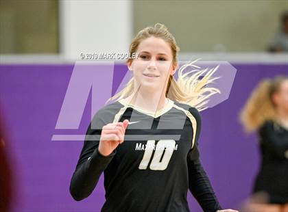 Thumbnail 2 in McGregor vs Groesbeck (UIL 3A Bi-District) photogallery.
