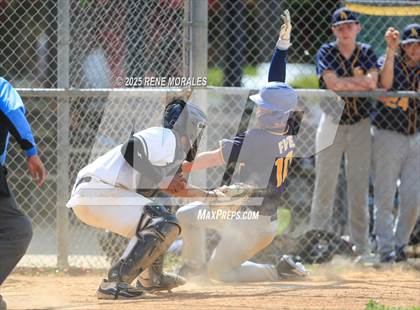 Thumbnail 3 in Los Angeles CES vs Franklin (CIF LACS D1 Round 1 Playoff) photogallery.
