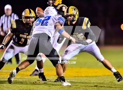Thumbnail 3 in Mesquite @ Gilbert photogallery.
