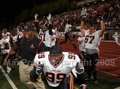 Thumbnail 3 in Lakeland vs. De La Salle  photogallery.