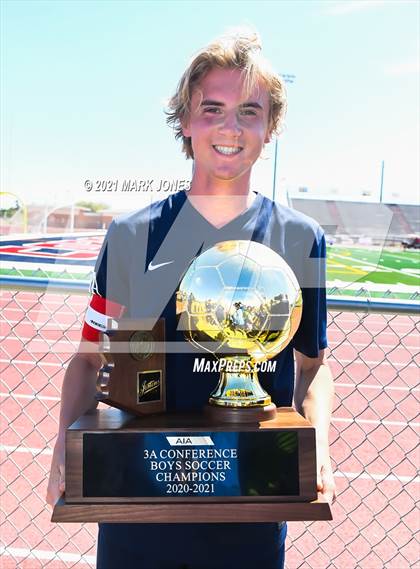 Thumbnail 1 in Phoenix Country Day vs. American Leadership Academy - Gilbert North (AIA 3A Final - Awards) photogallery.