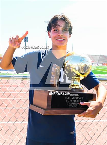 Thumbnail 1 in Phoenix Country Day vs. American Leadership Academy - Gilbert North (AIA 3A Final - Awards) photogallery.