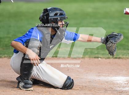 Thumbnail 2 in Lorena vs. Robinson photogallery.