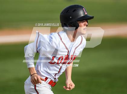 Thumbnail 1 in Lorena vs. Robinson photogallery.