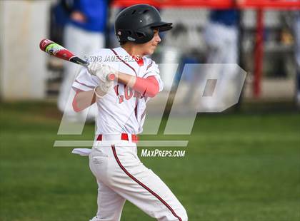 Thumbnail 1 in Lorena vs. Robinson photogallery.
