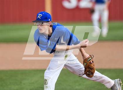 Thumbnail 2 in Lorena vs. Robinson photogallery.