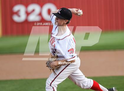 Thumbnail 2 in Lorena vs. Robinson photogallery.