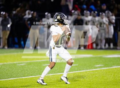 Thumbnail 2 in Carrollton vs Colquitt County (GHSA 7A Semifinal) photogallery.