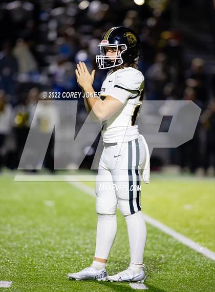 Thumbnail 1 in Carrollton vs Colquitt County (GHSA 7A Semifinal) photogallery.