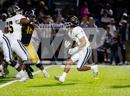 Thumbnail 1 in Carrollton vs Colquitt County (GHSA 7A Semifinal) photogallery.