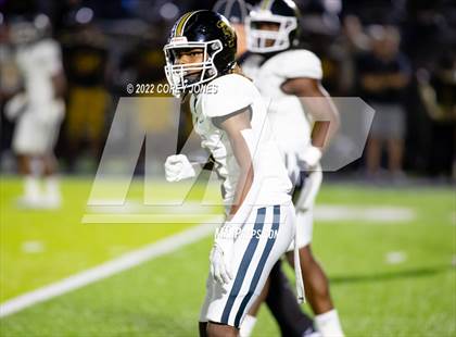 Thumbnail 3 in Carrollton vs Colquitt County (GHSA 7A Semifinal) photogallery.
