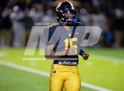 Thumbnail 3 in Carrollton vs Colquitt County (GHSA 7A Semifinal) photogallery.