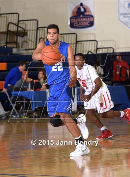 Thumbnail 1 in Bingham vs Sagemont (Tarkanian Classic) photogallery.