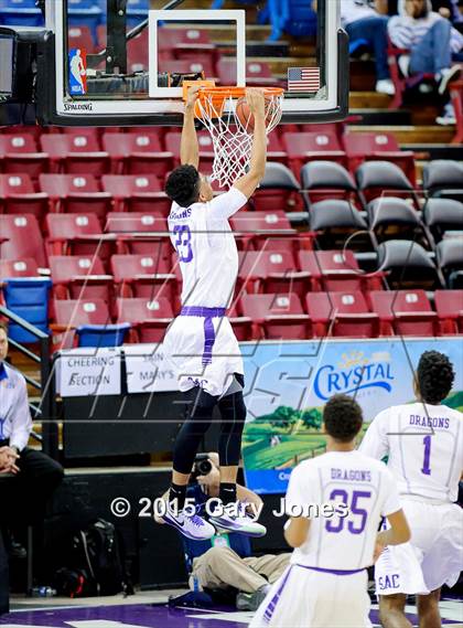 Thumbnail 2 in Modesto Christian vs. Sacramento (CIF SJS D2 Final) photogallery.