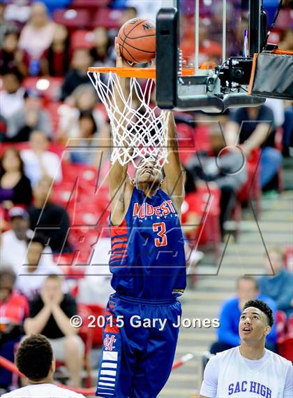 Thumbnail 1 in Modesto Christian vs. Sacramento (CIF SJS D2 Final) photogallery.