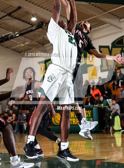 Thumbnail 1 in Foothill @ Monterey Trail photogallery.