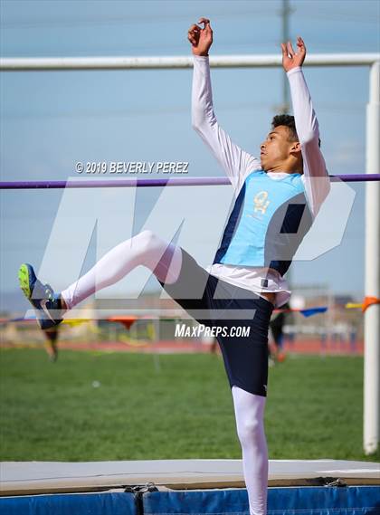 Thumbnail 1 in Highland @ Quartz Hill (High Jump and Hurdles) photogallery.