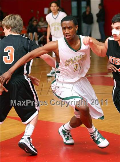 Thumbnail 1 in Beverly Hills vs. Narbonne (Sea Hawk Classic) photogallery.