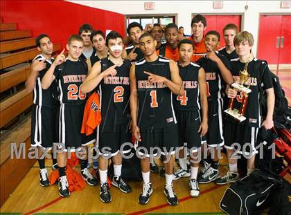 Thumbnail 2 in Beverly Hills vs. Narbonne (Sea Hawk Classic) photogallery.
