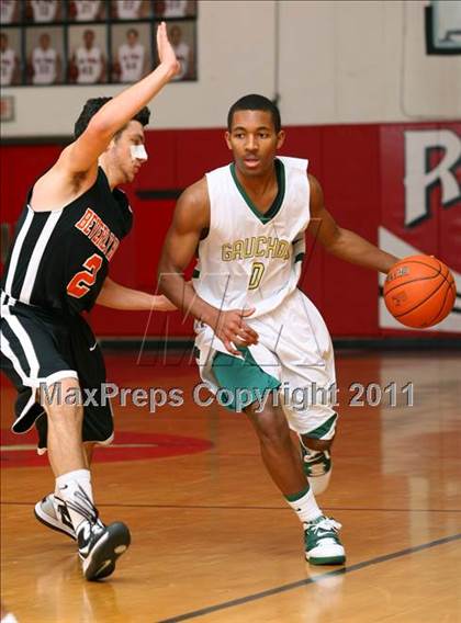 Thumbnail 2 in Beverly Hills vs. Narbonne (Sea Hawk Classic) photogallery.