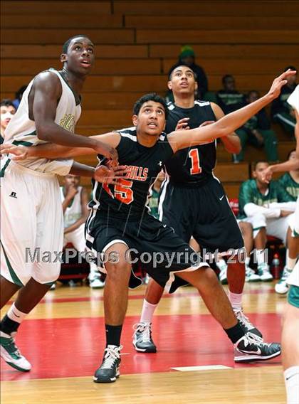 Thumbnail 3 in Beverly Hills vs. Narbonne (Sea Hawk Classic) photogallery.