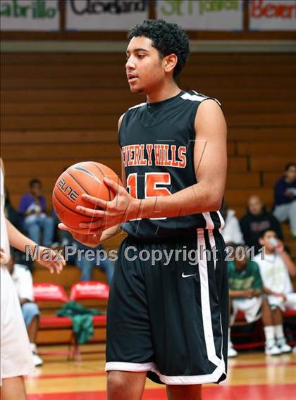Thumbnail 2 in Beverly Hills vs. Narbonne (Sea Hawk Classic) photogallery.
